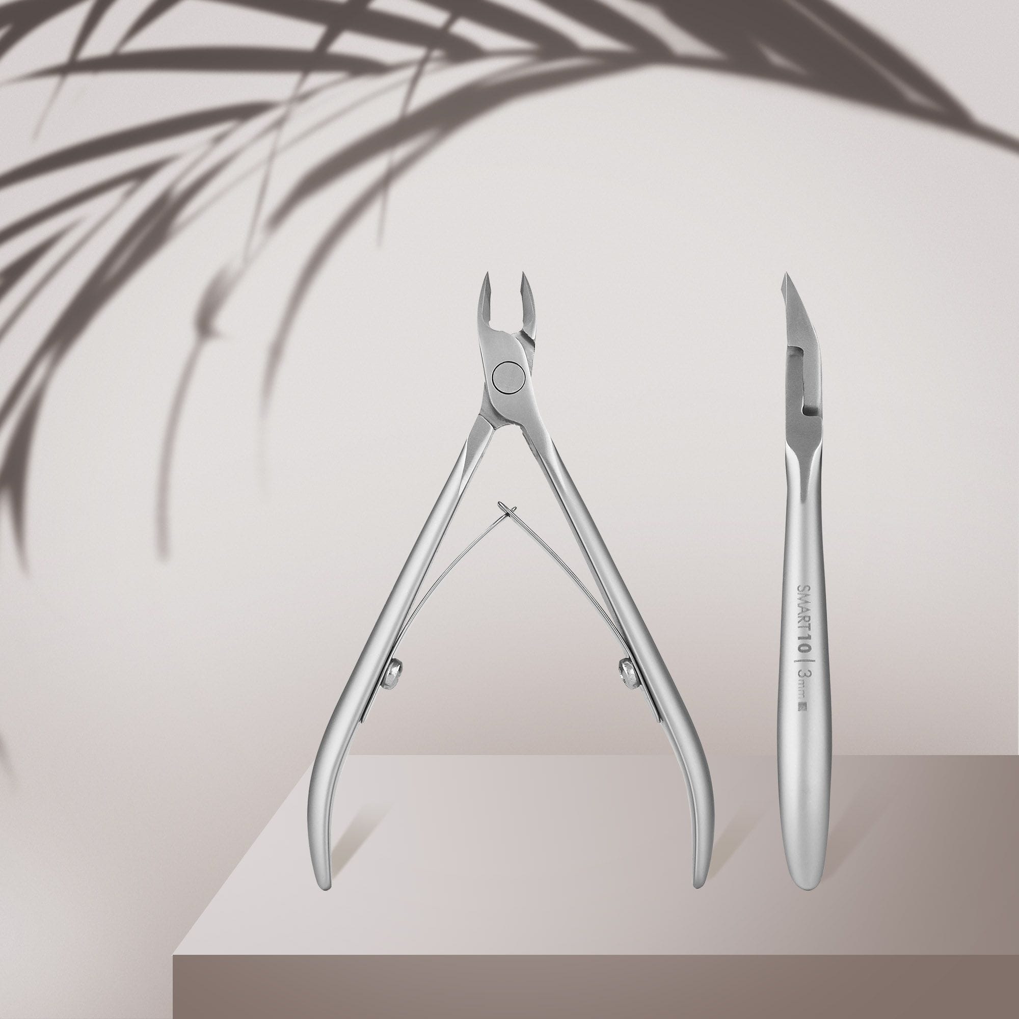 Pince à cuticules professionnelle STALEKS PRO SMART 10, 3 mm