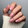 Manucure avec Smart Builder vernis semi permanent _8en1 Semilac - 805 Glitter Dirty Nude Rose