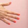 Manucure avec le vernis semi-permanent 935 Disco Inferno de Semilac